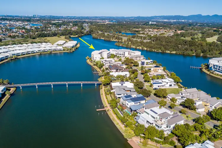 49/5074 Emerald Island Drive, Carrara QLD 4211