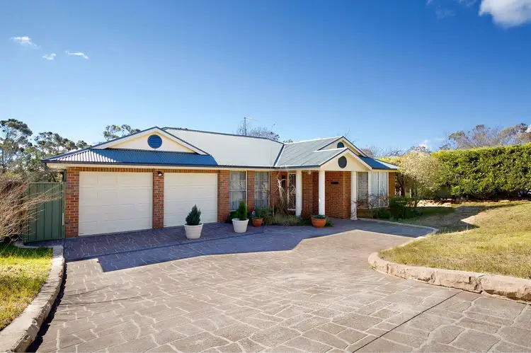 36 Queen Elizabeth Drive, Wentworth Falls NSW 2782