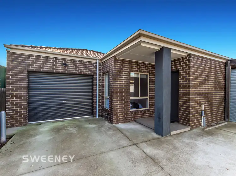 Main view of Homely unit listing, 2/4 Altyre Court, St Albans VIC 3021
