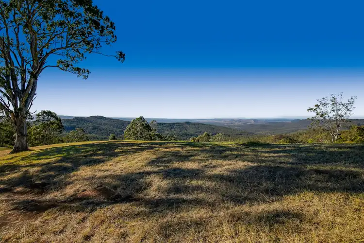 13 Keira Court, Blue Mountain Heights QLD 4350