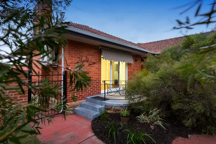 31 Bessell Avenue, Como WA 6152