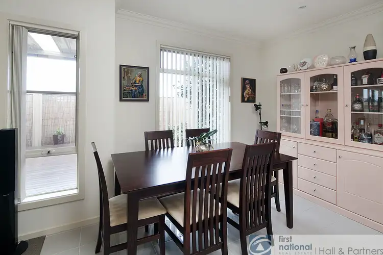 Seventh view of Homely townhouse listing, 5 Tilbavale Close, Hallam VIC 3803