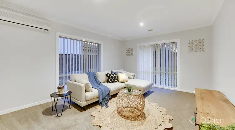 Fifth view of Homely house listing, 118 Sandhurst Boulevard, Sandhurst VIC 3977