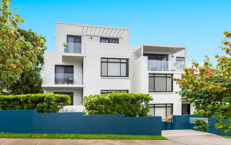 Main view of Homely unit listing, 2/9-11 Beaumond Avenue, Maroubra NSW 2035