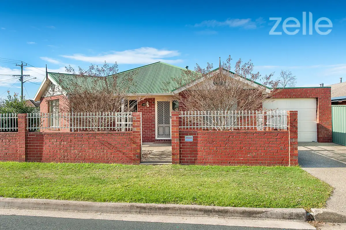 Main view of Homely unit listing, 1/438 Kotthoff Street, Lavington NSW 2641