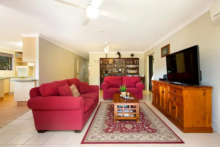 6 Mahonia Street, Bellbowrie QLD 4070