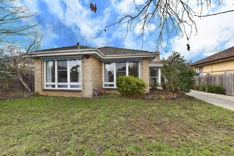 10 Burns Grove, Kingsbury VIC 3083