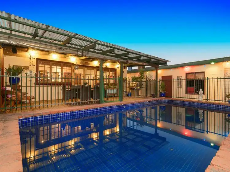 325 Frankston Dandenong Road, Frankston North VIC 3200