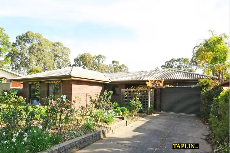 3 Brook Drive, Aberfoyle Park SA 5159