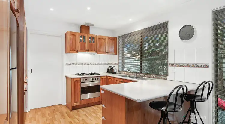 Third view of Homely house listing, 5 Alma Court, Endeavour Hills VIC 3802
