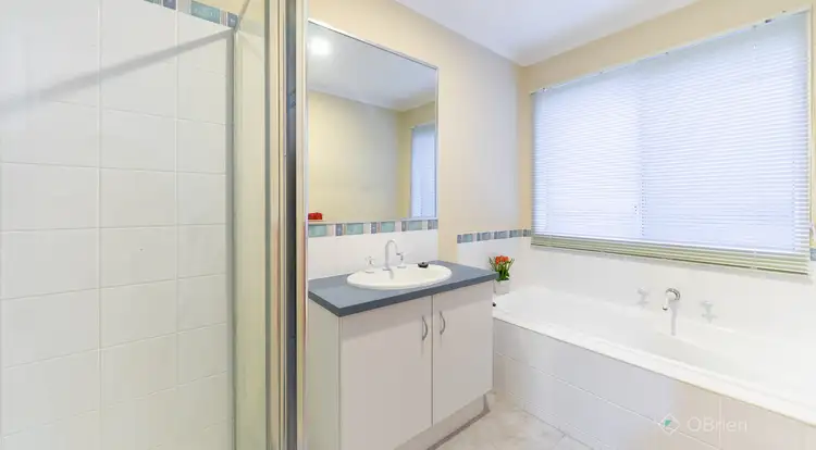 Fifth view of Homely house listing, 25 Thornbill Circuit, Pakenham VIC 3810