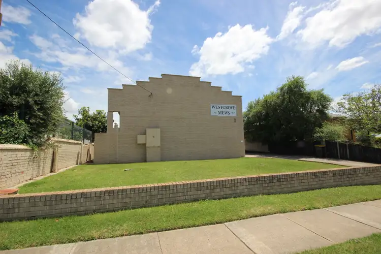 1/8 Cowper Street, Goulburn NSW 2580
