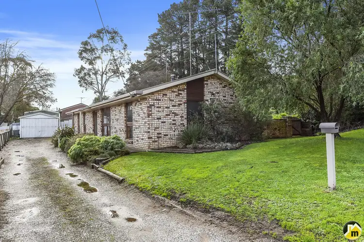 2 Neville Avenue, Mount Gambier SA 5290