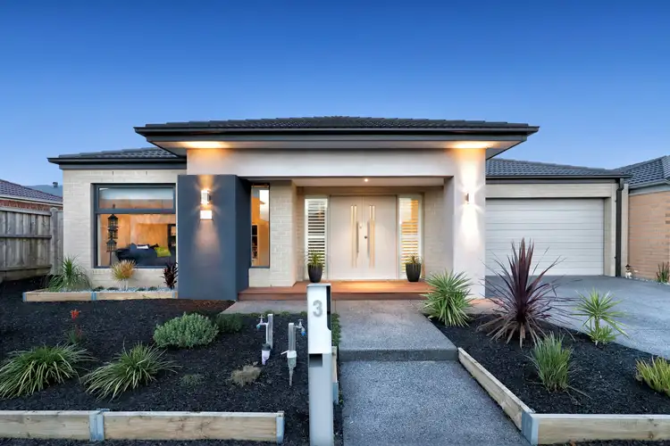 3 Reveille Way, Mickleham VIC 3064