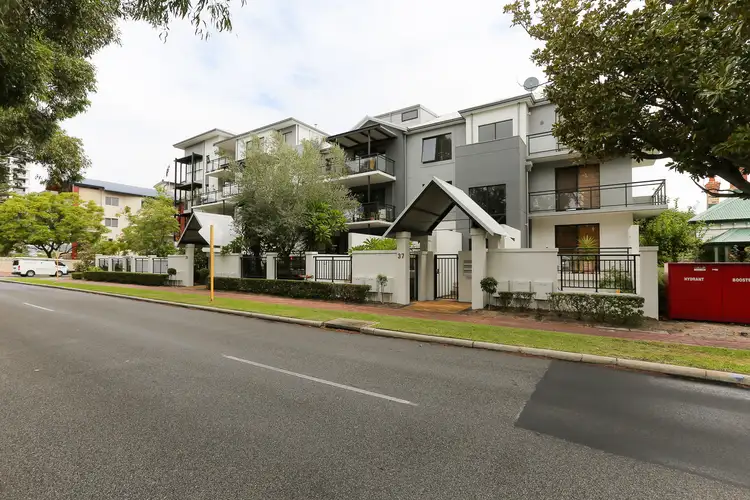3/37 Labouchere Road, South Perth WA 6151