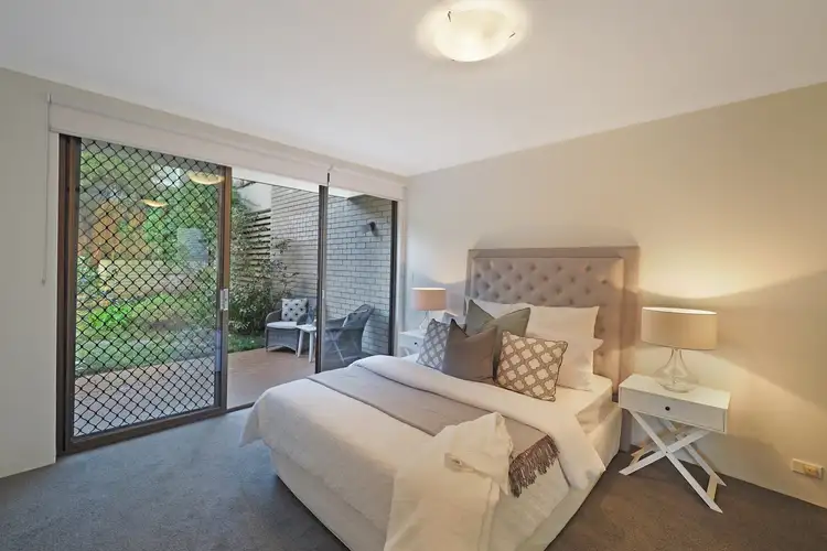 Second view of Homely apartment listing, 2/8-10 Montpelier Street, Neutral Bay NSW 2089