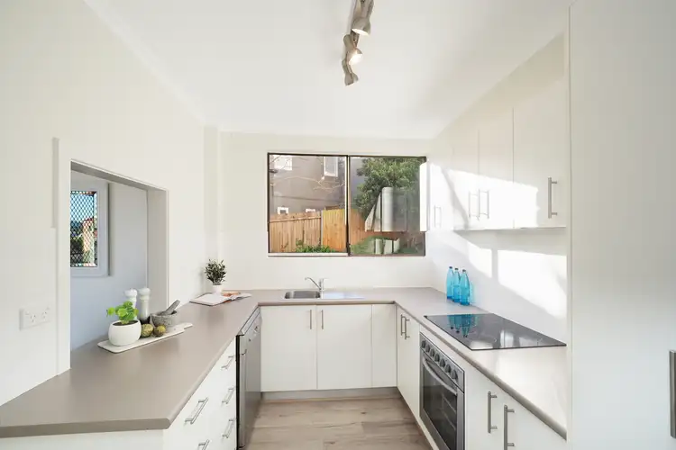 Sixth view of Homely apartment listing, 2/8-10 Montpelier Street, Neutral Bay NSW 2089