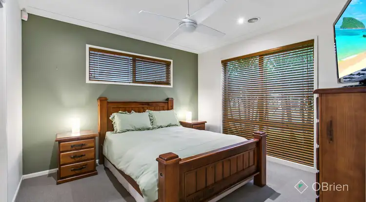 Sixth view of Homely house listing, 2 Griffith Mews, Pakenham VIC 3810