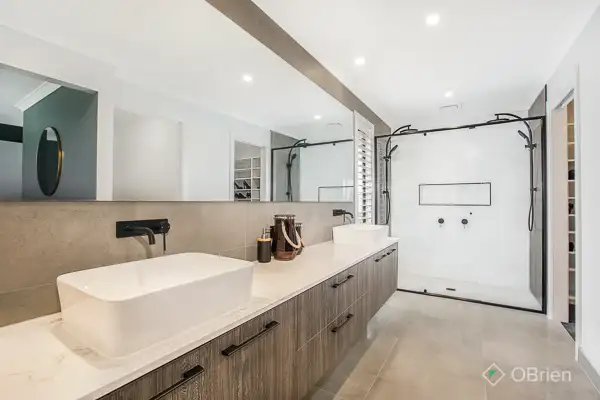 Fifth view of Homely house listing, 10 Littleshore Crescent, Clyde North VIC 3978