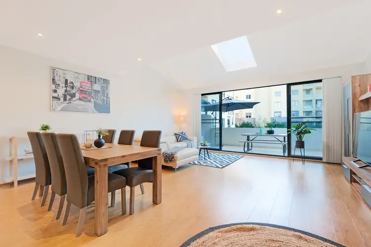 2/104 William Street, Five Dock NSW 2046