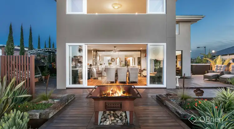 55 Greenside Circuit, Sandhurst VIC 3977