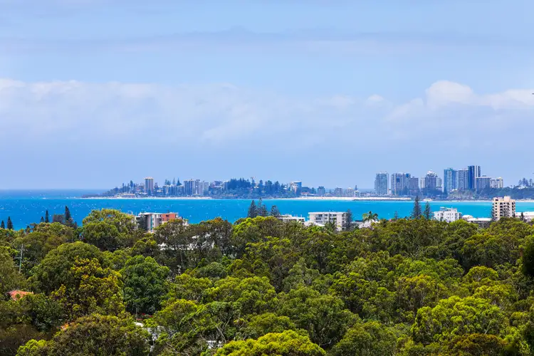 53 Crest Drive, Currumbin QLD 4223
