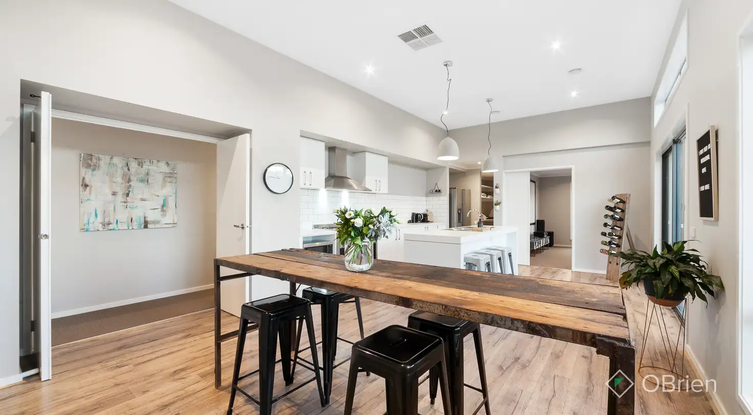 Main view of Homely house listing, 4 Mountford Rise, Pakenham VIC 3810