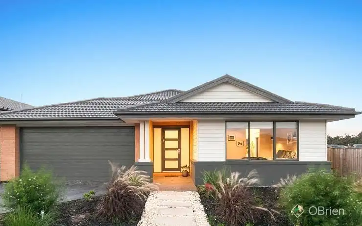 Third view of Homely house listing, 4 Mountford Rise, Pakenham VIC 3810