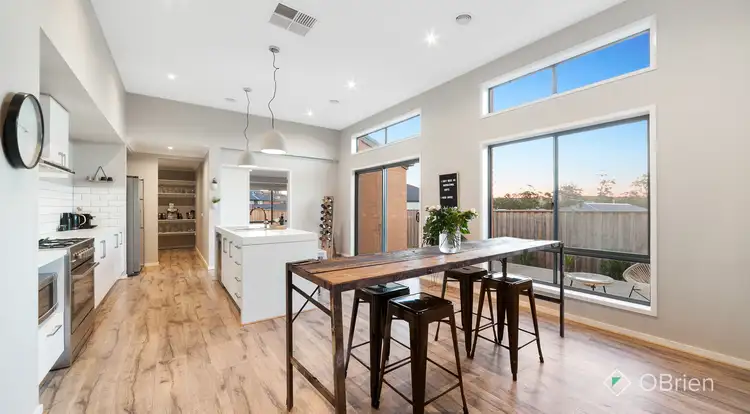 Sixth view of Homely house listing, 4 Mountford Rise, Pakenham VIC 3810