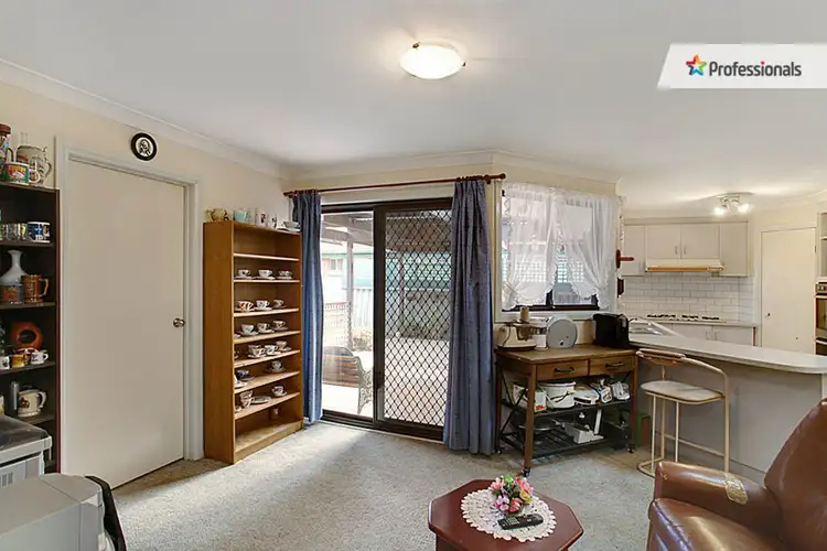 Fifth view of Homely house listing, 9 Potomac Close, Werribee VIC 3030