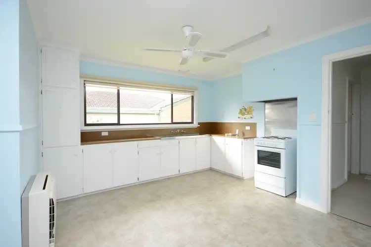 Fifth view of Homely house listing, 42 Macrae Street, Bairnsdale VIC 3875