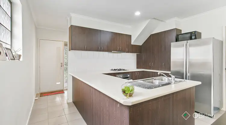 Second view of Homely townhouse listing, 2/169 Beach Street, Frankston VIC 3199