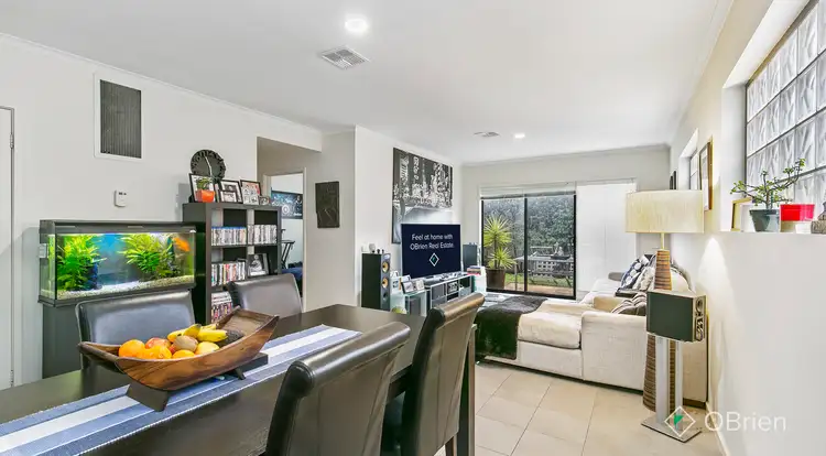 Fourth view of Homely townhouse listing, 2/169 Beach Street, Frankston VIC 3199