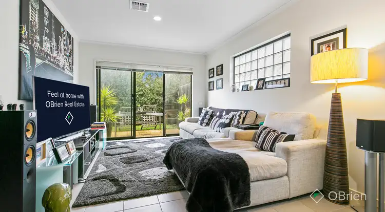 Fifth view of Homely townhouse listing, 2/169 Beach Street, Frankston VIC 3199
