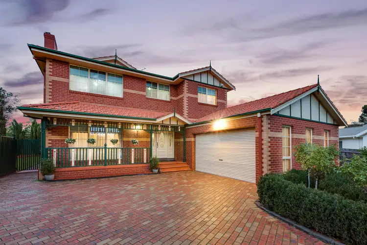 11A Malibu Grove, Taylors Lakes VIC 3038
