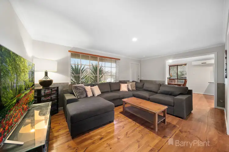 Fifth view of Homely house listing, 4 Francis Court, Narre Warren VIC 3805