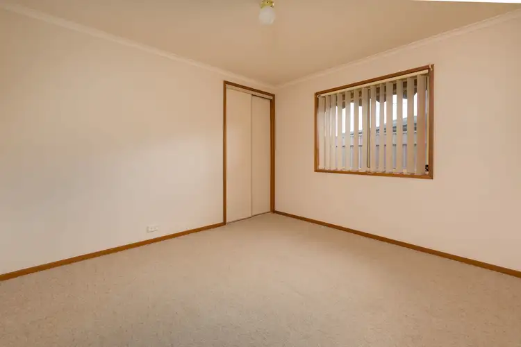 Fifth view of Homely house listing, 3 Jason Circuit, Wodonga VIC 3690