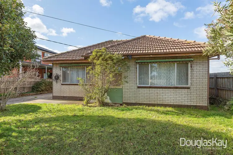 19 Blackmore Street, Sunshine North VIC 3020
