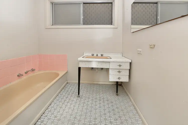 Fifth view of Homely house listing, 42 Scott Grove, Kingsbury VIC 3083