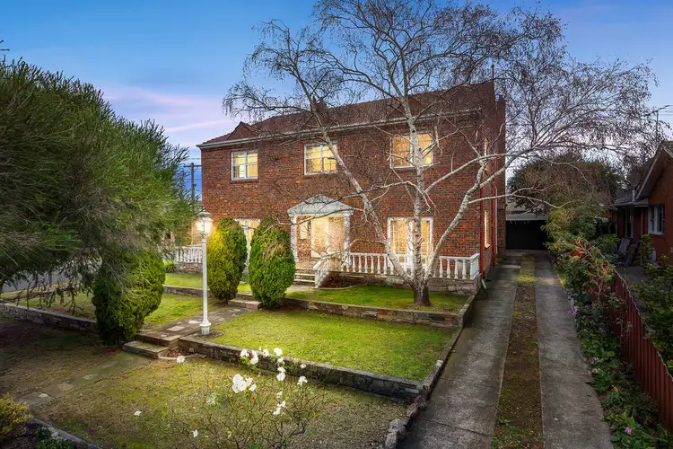 16 Cratloe Road, Mount Waverley VIC 3149