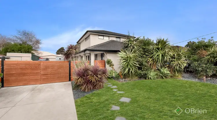 15 Deanswood Drive, Somerville VIC 3912