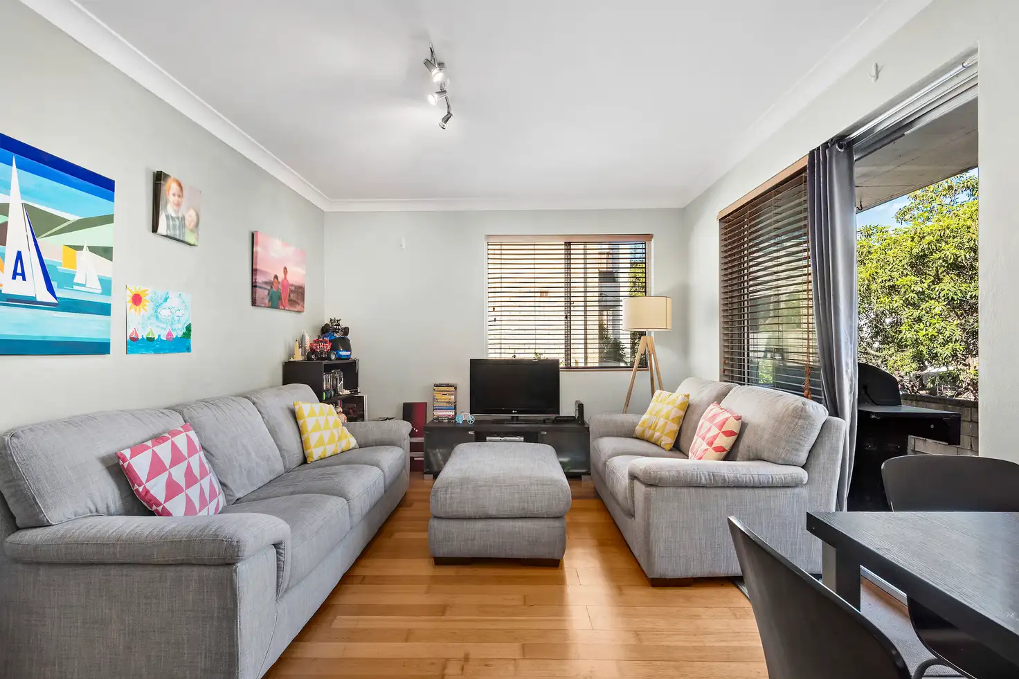 Main view of Homely unit listing, 2/26 Pacific Parade, Dee Why NSW 2099