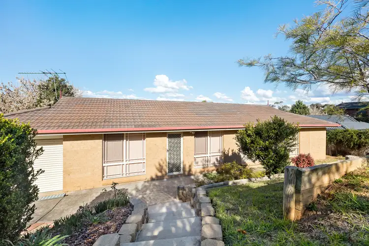 54 Clennam Avenue, Ambarvale NSW 2560