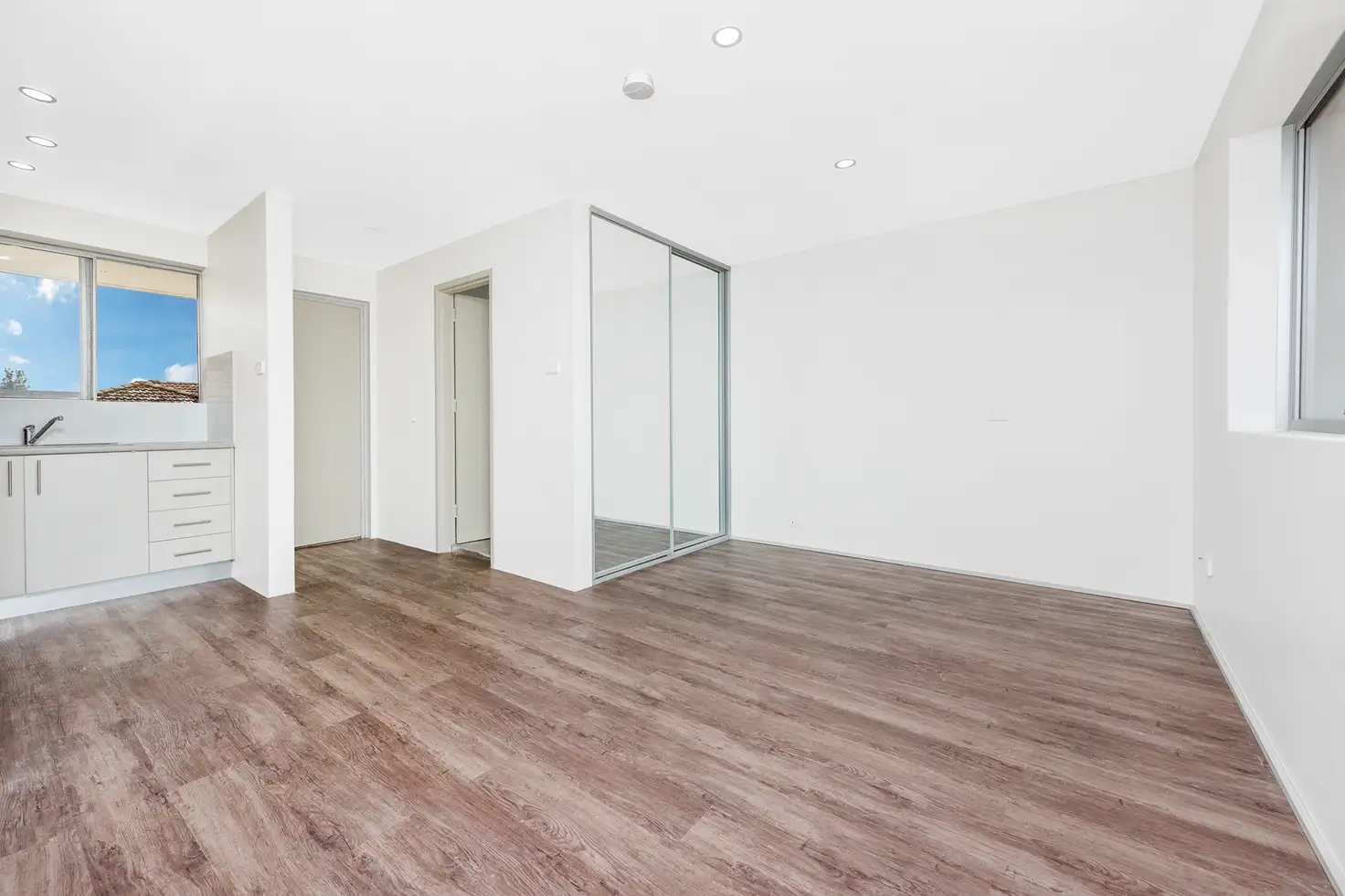 Main view of Homely studio listing, 28/4 Bank Street, Meadowbank NSW 2114