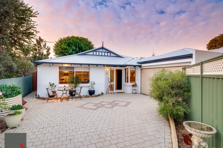 7b Second Avenue, Claremont WA 6010
