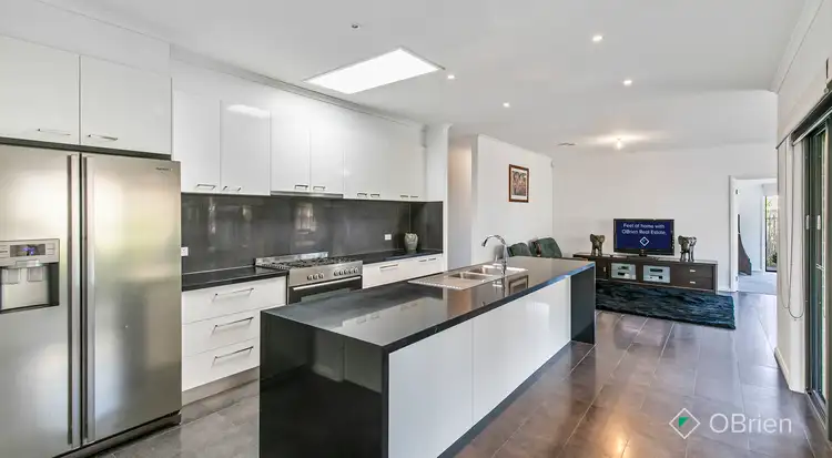 15 Dalray Street, Sandhurst VIC 3977