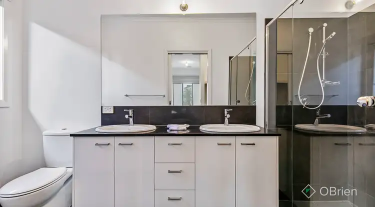 Fifth view of Homely house listing, 15 Dalray Street, Sandhurst VIC 3977