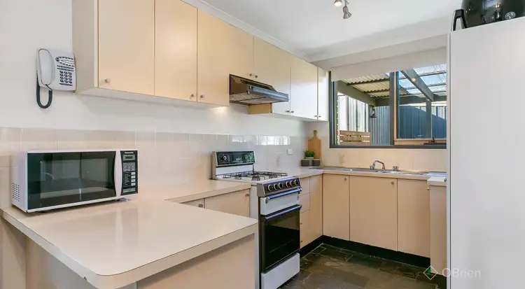 Third view of Homely house listing, 8 Topaz Place, Narre Warren VIC 3805