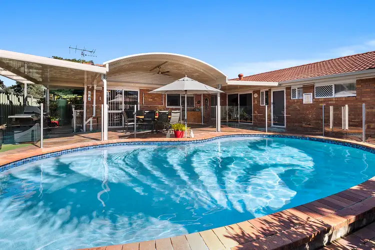 Main view of Homely house listing, 4 Stoddart Court, Carindale QLD 4152