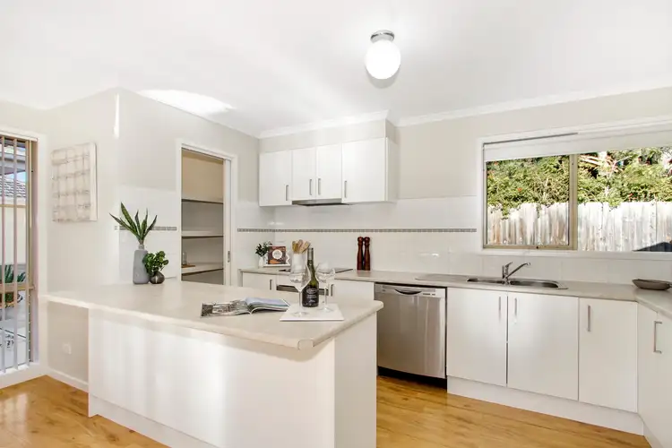 Second view of Homely unit listing, 2/62 Screen Street, Frankston VIC 3199